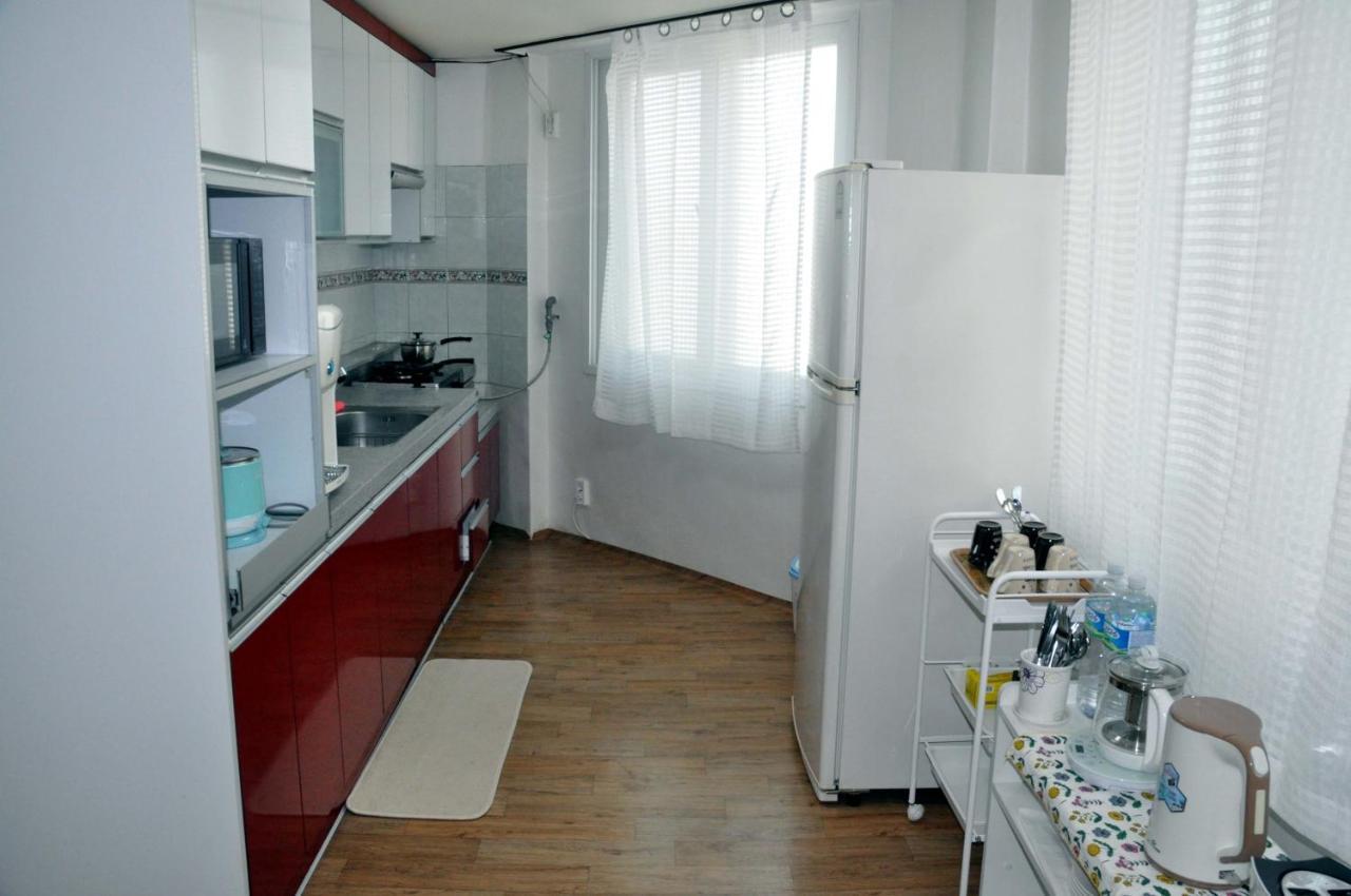 Gwangju Songjeong Station Guesthouse Gwangju Metropolitan City Εξωτερικό φωτογραφία